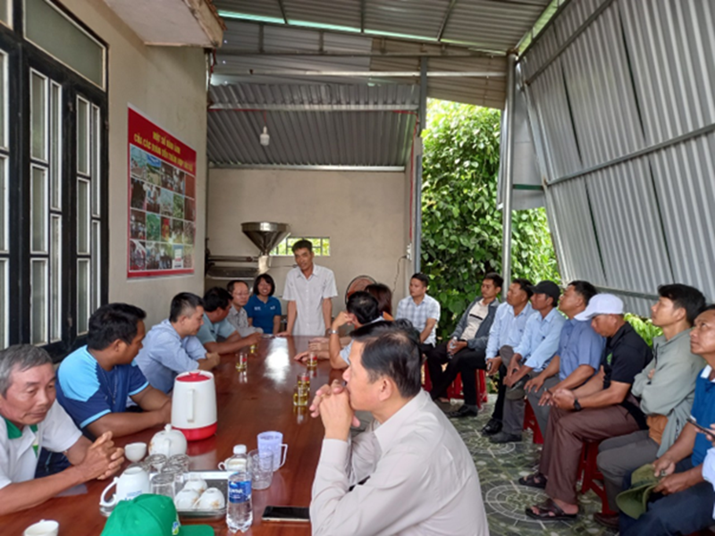 H2.Tham lam viec voi HTX Trong Phu